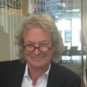 Meet your Posher, Simon